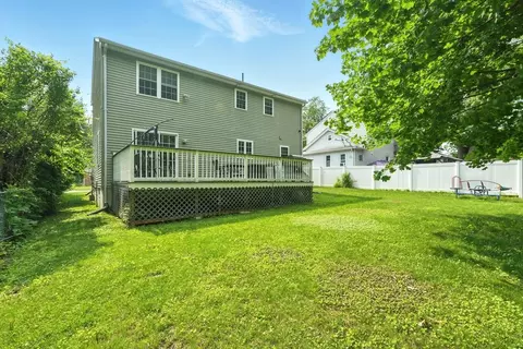 27 Wachusett St, Springfield, MA 01118 photo 38