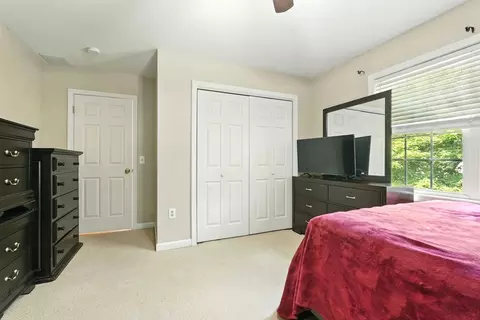 27 Wachusett St, Springfield, MA 01118 photo 19