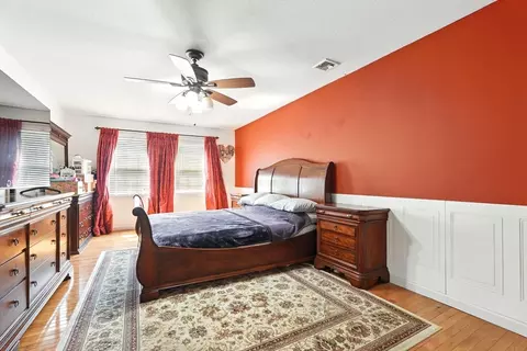 27 Wachusett St, Springfield, MA 01118 photo 20