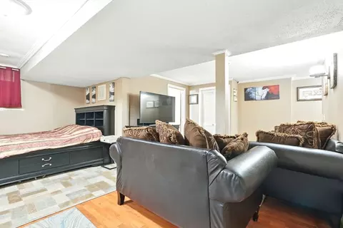 27 Wachusett St, Springfield, MA 01118 photo 33