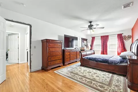27 Wachusett St, Springfield, MA 01118 photo 23