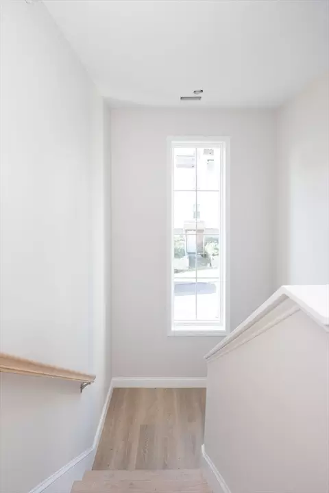 17 Mott St # -B, Worcester, MA 01604 photo 12