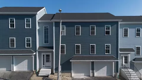 17 Mott St # -B, Worcester, MA 01604 photo 2