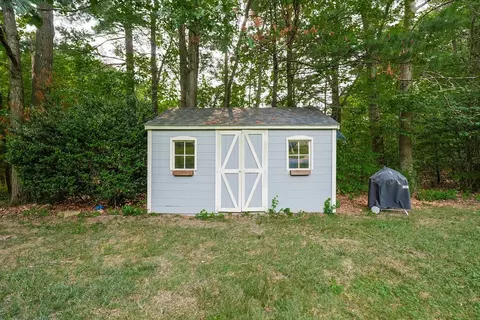 10 Bicknell Dr, Mendon, MA 01756 photo 41