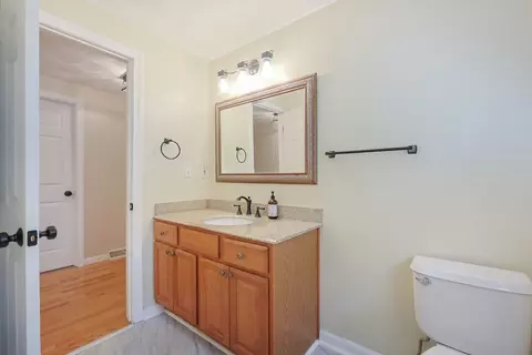10 Bicknell Dr, Mendon, MA 01756 photo 19