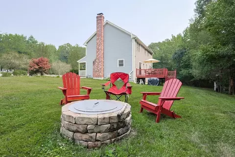 10 Bicknell Dr, Mendon, MA 01756 photo 33