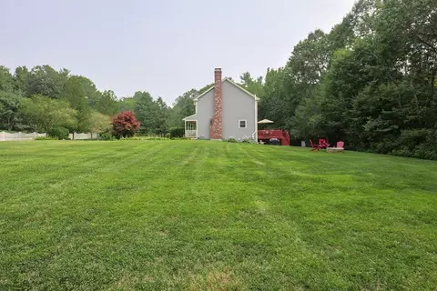 10 Bicknell Dr, Mendon, MA 01756 photo 36