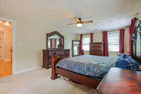 10 Bicknell Dr, Mendon, MA 01756 photo 21