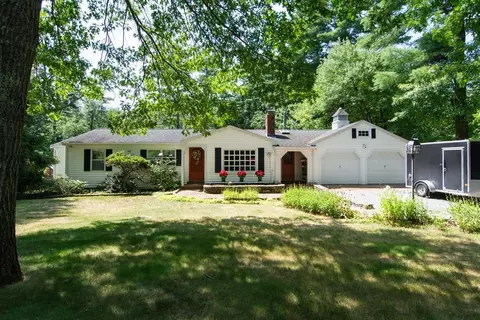 66 Hillcrest Rd, Hanson, MA 02341