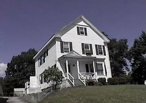 13-15 Oak St, Methuen, MA 01844