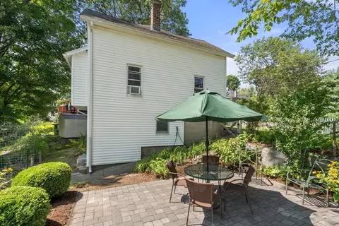 Exterior - 10 Prospect St, Maynard, MA 01754 photo 5 of 9