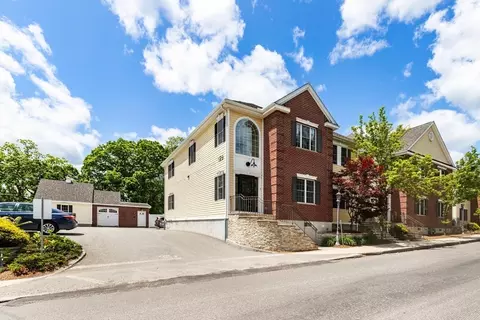 129 Cambridge St #1, Burlington, MA 01803