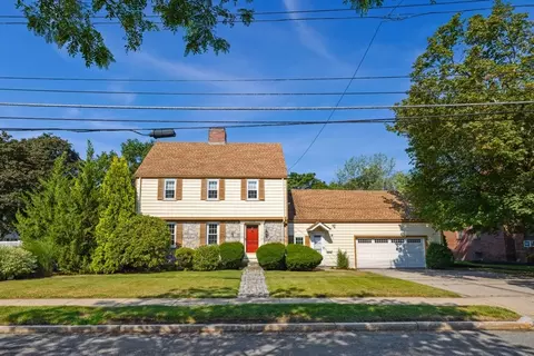 152 Lincoln St, Melrose, MA 02176