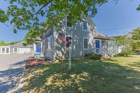 241 Davisville Rd, Falmouth, MA 02536