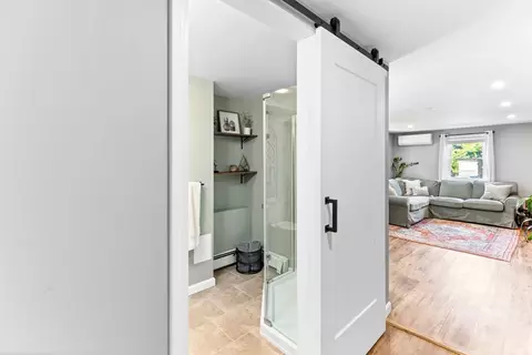 Entry Way - 35 Preston St, Danvers, MA 01923 photo 6 of 6
