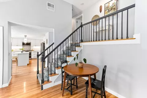 Entry Way - 35 Preston St, Danvers, MA 01923 photo 3 of 6