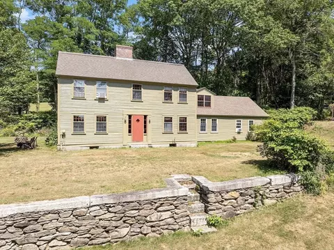 10 Frost Rd, Ashby, MA 01431