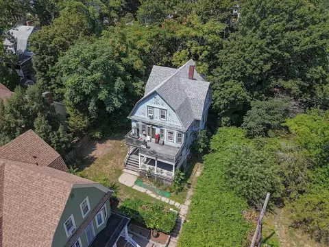8 Cliffside Ter, Malden, MA 02148