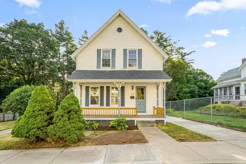 107 Mechanic St, Orange, MA 01364