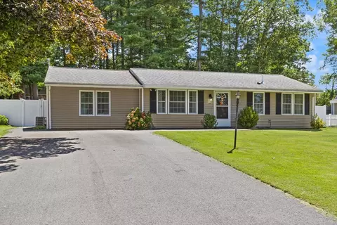 100 Francine Rd, Raynham, MA 02767 photo 2