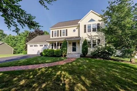 91 Scout Ln, North Attleboro, MA 02760