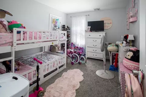 Bedroom - 101 Bogle St, Fall River, MA 02723 photo 3 of 5