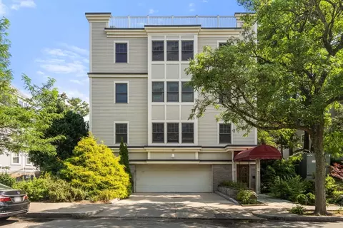 121 Centre St #PH3, Brookline, MA 02446