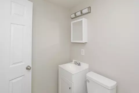107 Thompson St, Springfield, MA 01109 photo 10