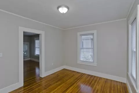 107 Thompson St, Springfield, MA 01109 photo 18