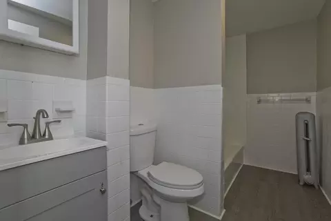107 Thompson St, Springfield, MA 01109 photo 12