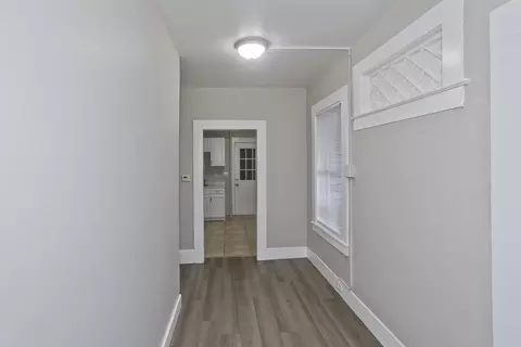 107 Thompson St, Springfield, MA 01109 photo 6