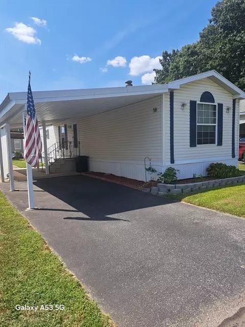 58 Holiday Cir, Chicopee, MA 01020