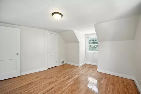 17 Marquette St, Springfield, MA 01104 photo 24