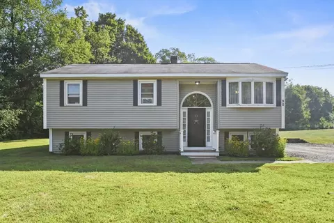 90 Main St, Templeton, MA 01468