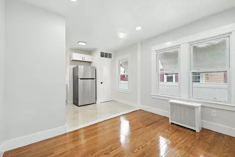 116 Merida St, Springfield, MA 01104 photo 16