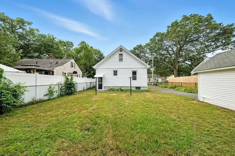 116 Merida St, Springfield, MA 01104 photo 35