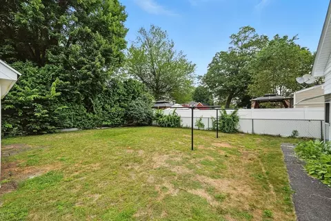 116 Merida St, Springfield, MA 01104 photo 37