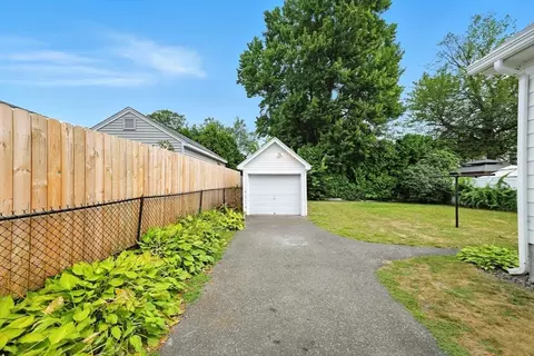 116 Merida St, Springfield, MA 01104 photo 38