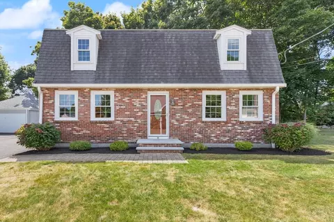 19 Brookfield Rd, Norwood, MA 02062