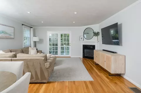 5 Adams Ct #5, Hingham, MA 02043 photo 8
