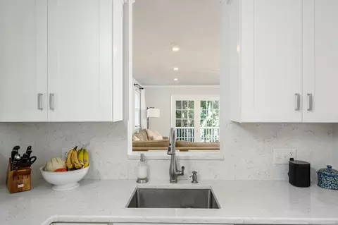 5 Adams Ct #5, Hingham, MA 02043 photo 5