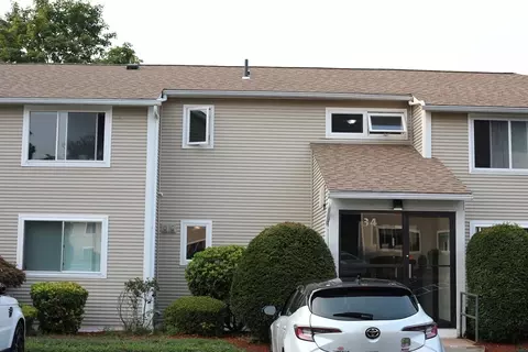 34 Saint Kolbe Dr #A, Holyoke, MA 01040
