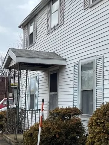 24 Lowell St, Wilmington, MA 01887