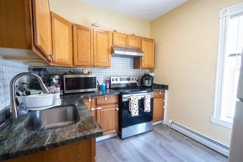47 Nichols St, Everett, MA 02149 photo 3