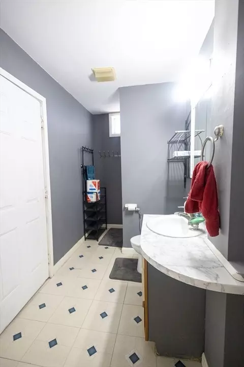 47 Nichols St, Everett, MA 02149 photo 6