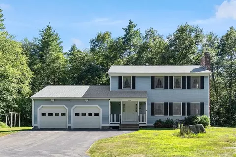 116 Maple St, Stow, MA 01775