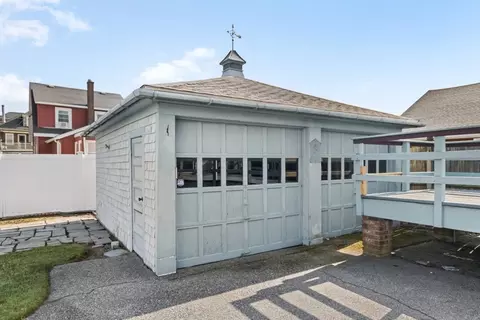 41 Centre St, Winthrop, MA 02152 photo 28