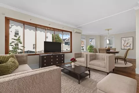 41 Centre St, Winthrop, MA 02152 photo 4
