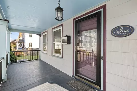 41 Centre St, Winthrop, MA 02152 photo 2