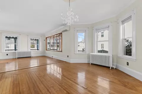 41 Centre St, Winthrop, MA 02152 photo 9